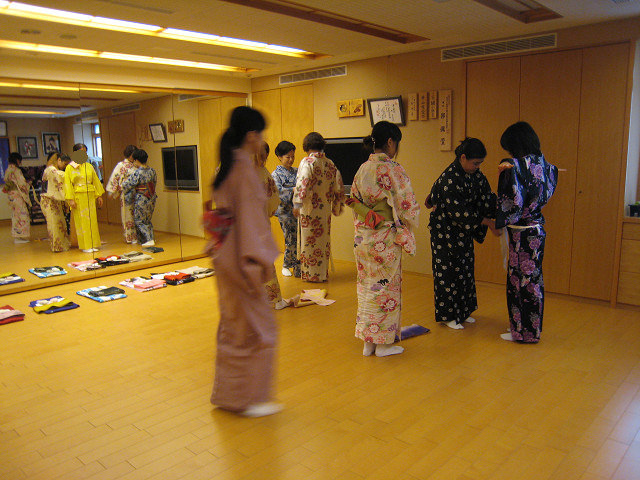 京华日本舞学苑–在台北体验京都生活,穿和服/浴衣,学日本舞只要$